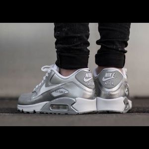 Metallic silver air max 90